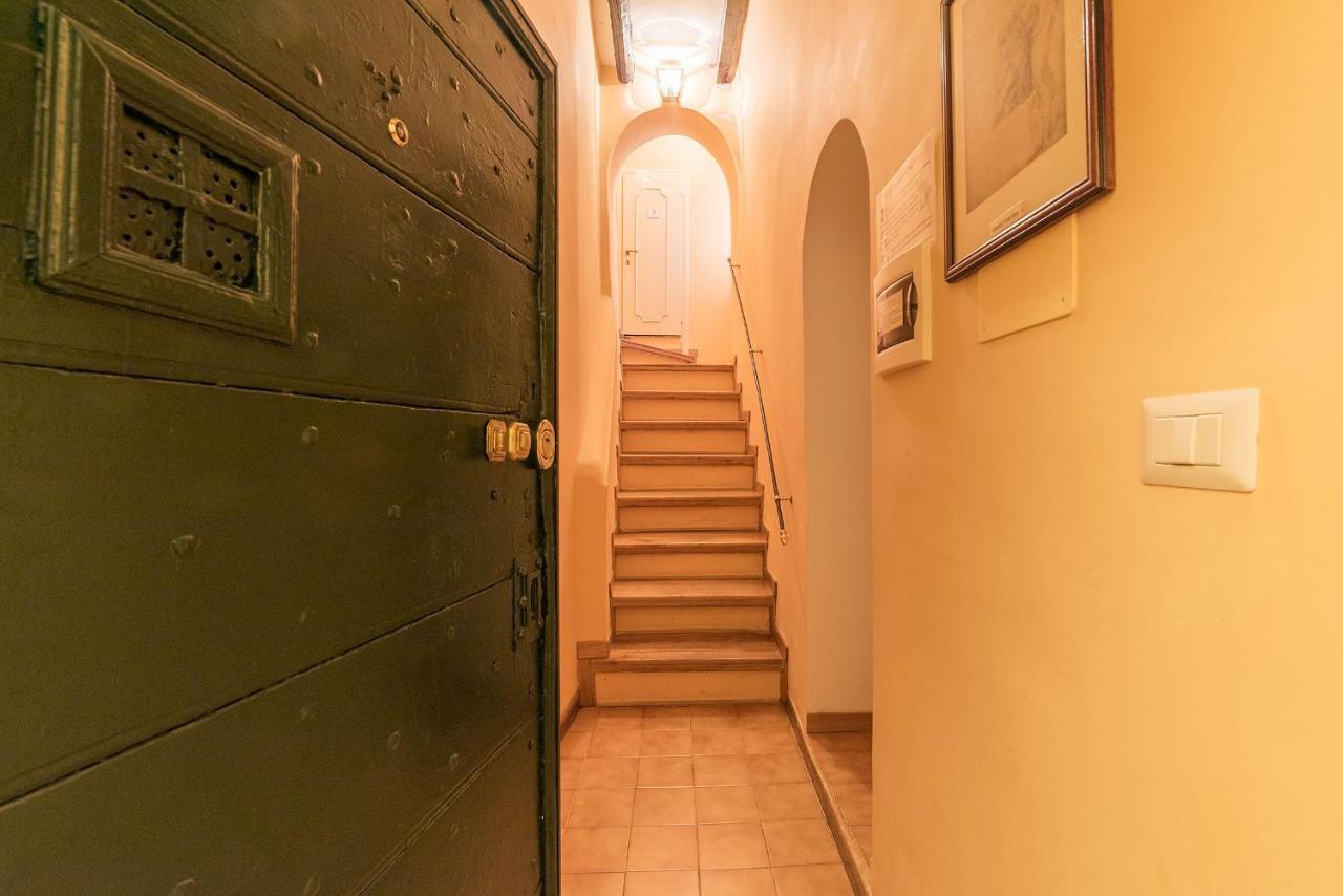 A Peaceful Retreat 2 Minutes From Piazza Navona - Fromhometorome Apartment Rome