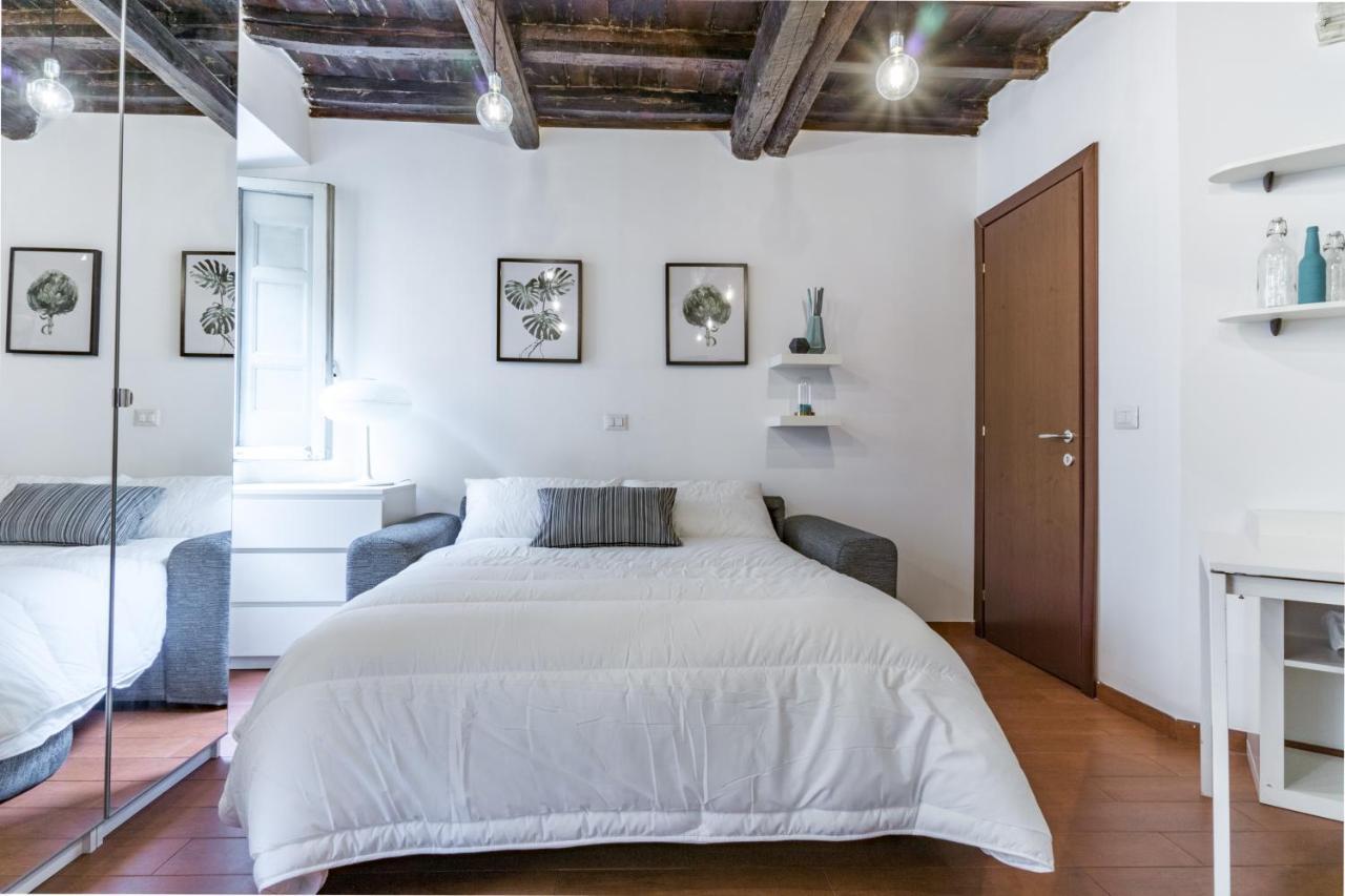 Apartment Urbana Coliseum House