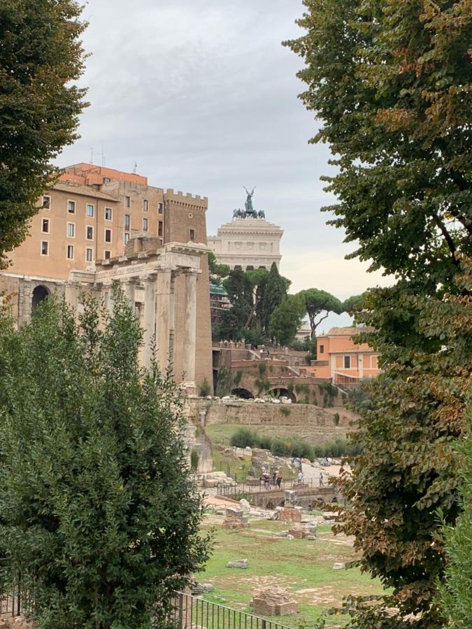 Apartment In 2 Rome
