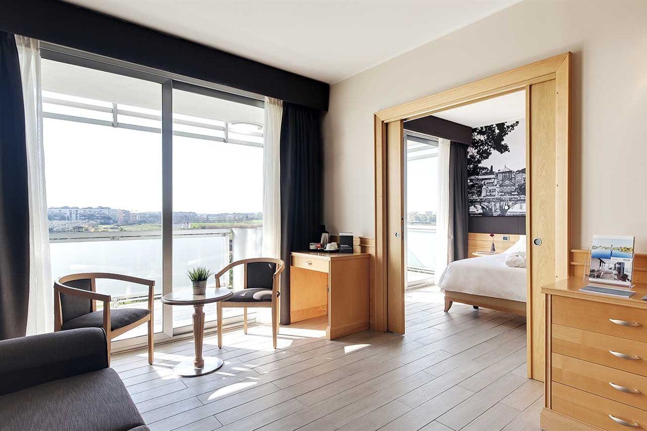 Occidental Aran Park Hotel 4*