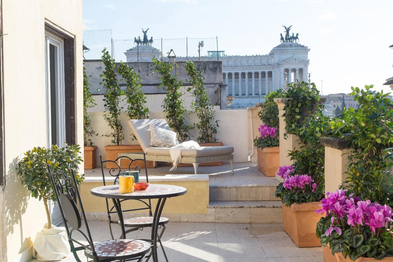 Apartment Amazing Penthouse Piazza Venezia Rome