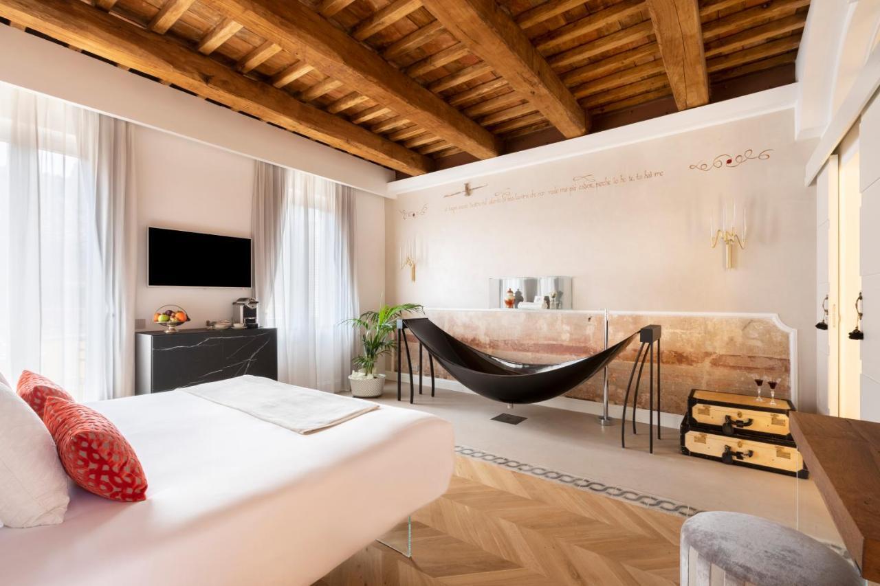 Poesis Experience 5* Rome