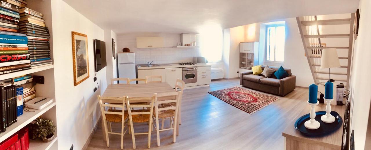 Apartment Heart Of Rome Vatican Deluxe New Apartment 1Gb Wifi Rome
