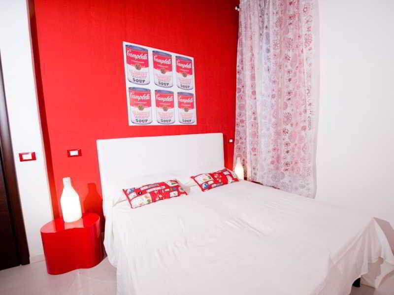 Pop Art Guest house 3*