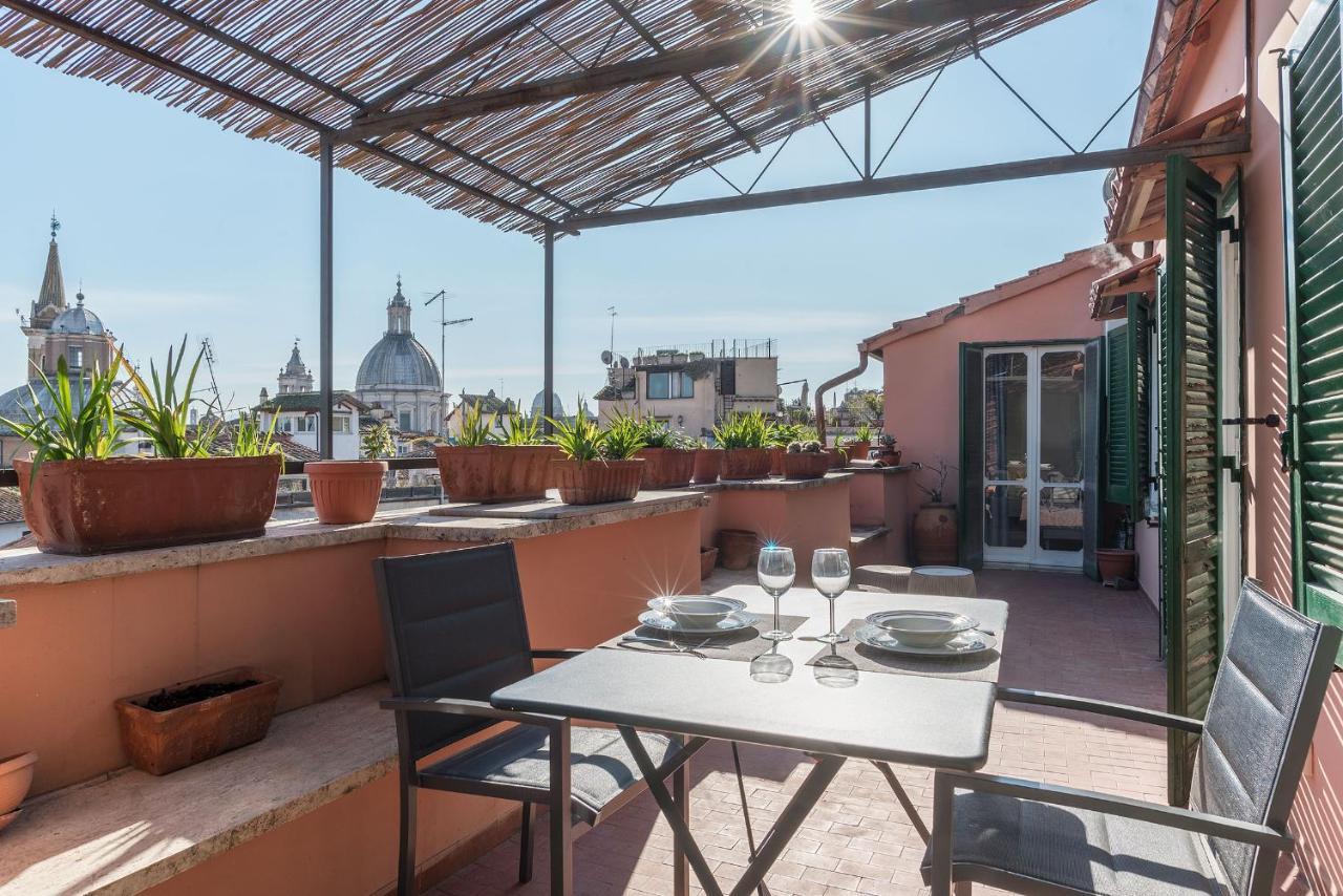Apartment Piazza Navona Panoramic Penthouse *