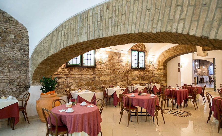 Della Torre Argentina Hotel 3*