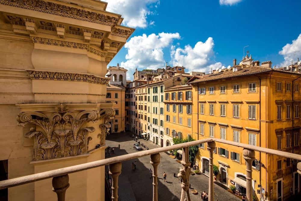 9hotel Cesari 4* Rome