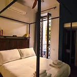 Flatinrome Trastevere Rooms - Accetta Bonus Vacanze