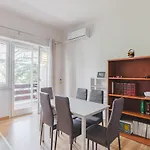 Pelizzi Apartment, 5 persone, 2 camere, balcone, Cinecittà