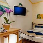 Please Rome - Guest House