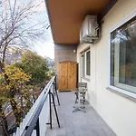B&B Colorful Suite Yard