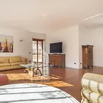 Eur Luminous And Large Family Terrace Apartment