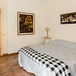 Rome Right In The Ancient Historical Center Two Bedrooms Two Bath, Up To 6 Pax