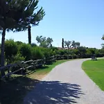 Luxury 3-Bedrooms Villa Near The Sea In Rome