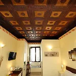 Tibullo Guesthouse