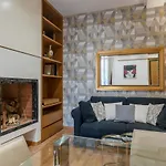 Piazza di Spagna Elegant Flat
