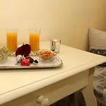 Tibullo Guesthouse