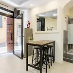 Historical Workshop Apartment - Fico
