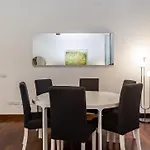 Cartari Rental in Rome Apartment