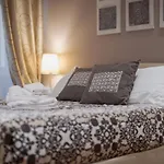 Sweet Stay In Rome