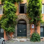 Iflat Via Del Corso Elegant Apartment