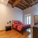 Pantheon Luxury Apartment
