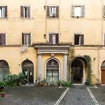 Iflat Esquilino Lovely Apartment