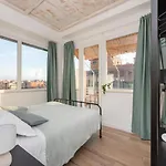 Grande, Terrazzato Perfetto Per Famiglie E Gruppi