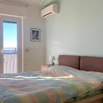 Stunning Apartment In Roma With 1 Bedrooms And Wifi