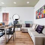 3 Rooms 3 Bathrooms - Lovely Apartment Close The Vatican