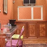 The Tailor\'S Suite
