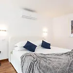 Campo De Fiori Detached Apartment Eligio - Top Collection