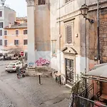 Cozy Entire Apt Close To Piazza Trilussa