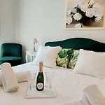 Bbhome Saint Paul Design Boutique Apartment