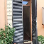Appartamento privato accanto studi televisivi