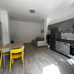 Cozy House With Garden In Rome Centocelle Metro C
