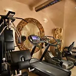 Leon\'S Place
