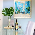 Hostly - Art & Color Rome Midtown - 3Br 2Ba