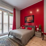 Clodia Apartments