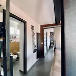 Industrial Loft Nella Periferia Di Roma