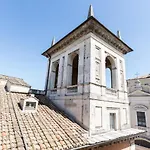 Sunny Apartment Navona Square