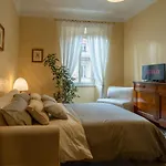 Ampio Appartamento Con Vinili In Centro Storico