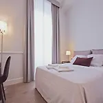 Gemini Suites Navona