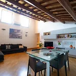Splendor Suite Rome - Suites & Apartments