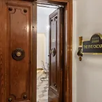 The Five Oscars Inn