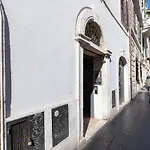 Iflat Shiny Loft In Trastevere