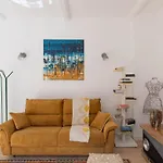 Iflat Shiny Loft In Trastevere