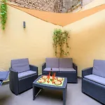 Monserrato Apartment