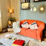 Sr Apartments