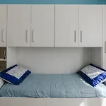 The Vibe Room